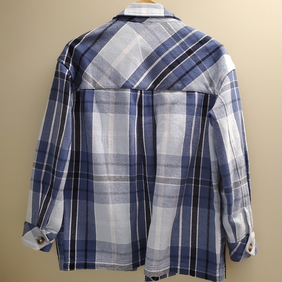 Button down flannel jacket - Picture 3 of 4